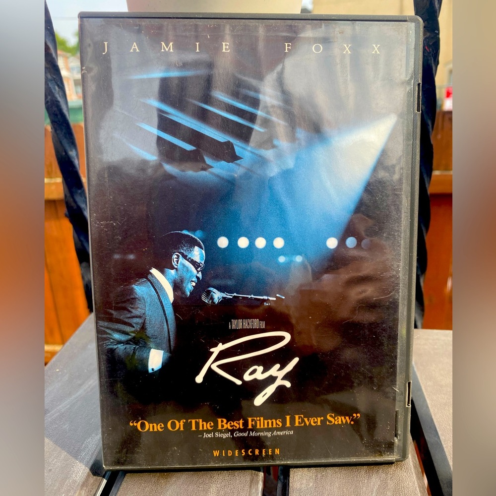 Ray Two Disc WideScreen Edition DVD 2005 Jamie Foxx Rated PG-13